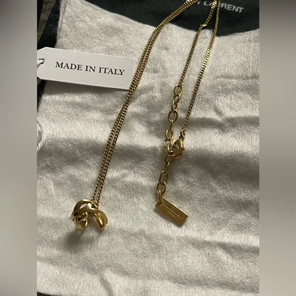 YSL Cassandre Twist Pendant Necklace - Picture 4 of 8